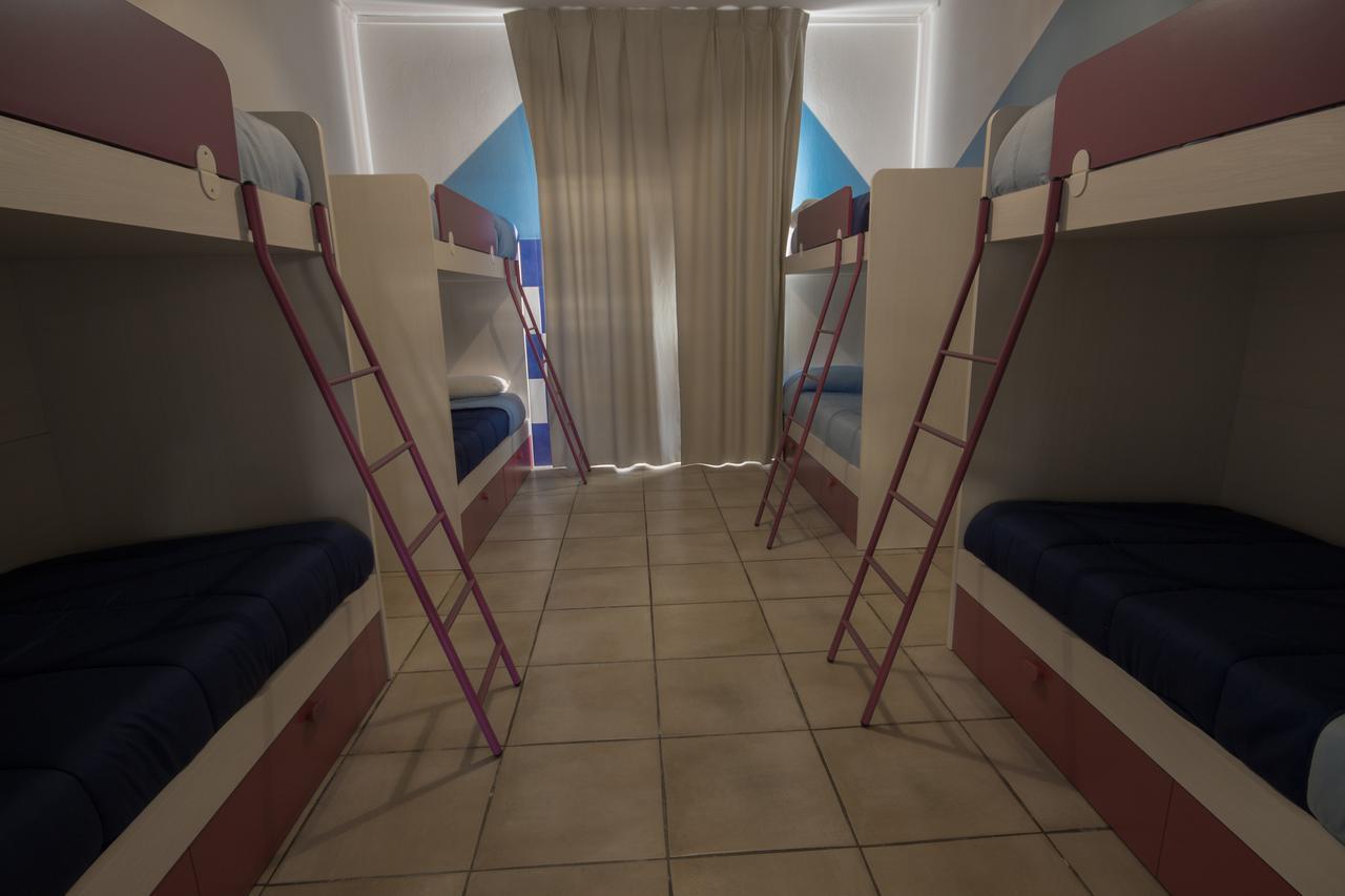 Hostel Sardinia Quartu SantʼElena Esterno foto